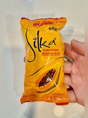 🛁 Silka Whitening Herbal Papaya Soap_65g_NWT 🛁
